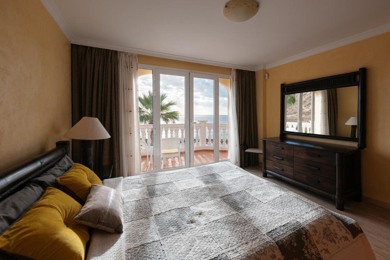 Villa Faya On The First Ocean Line With New Heated Pool 로스크리스티아노스 외부 사진