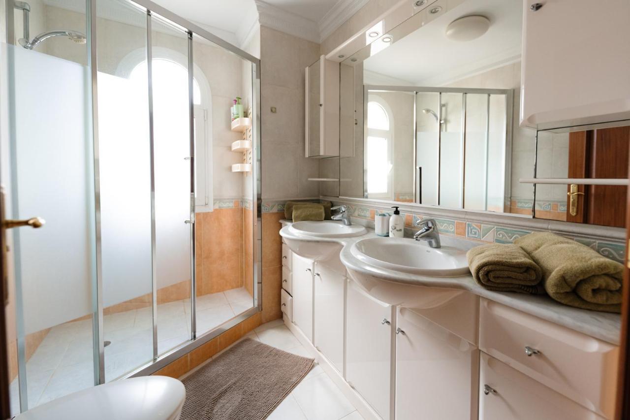 Villa Faya On The First Ocean Line With New Heated Pool 로스크리스티아노스 외부 사진