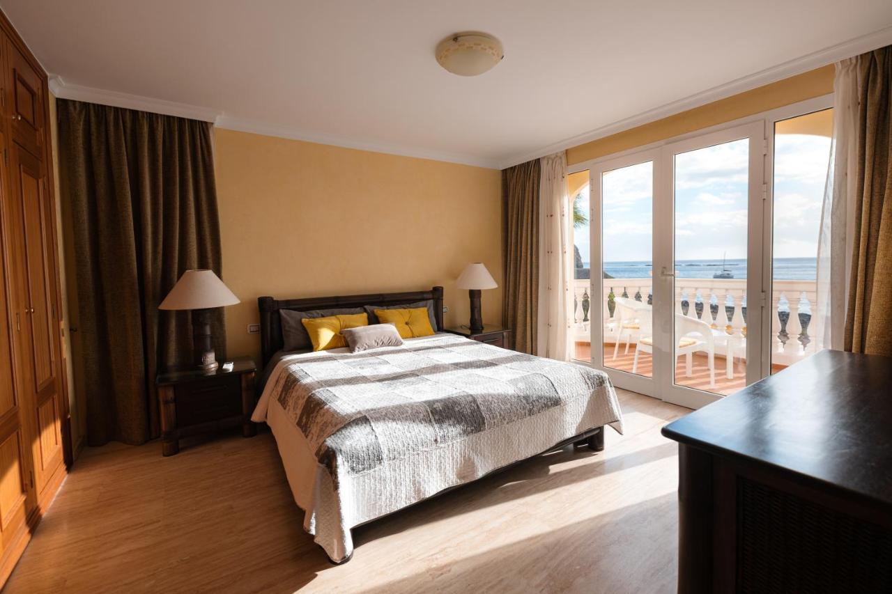Villa Faya On The First Ocean Line With New Heated Pool 로스크리스티아노스 외부 사진