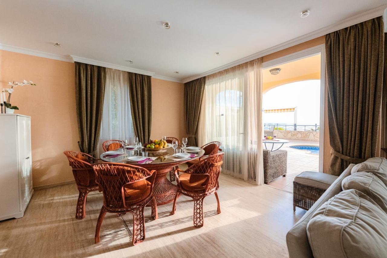 Villa Faya On The First Ocean Line With New Heated Pool 로스크리스티아노스 외부 사진